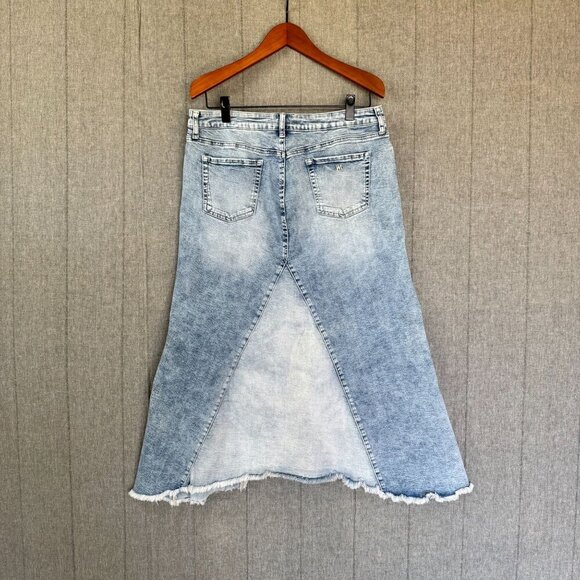 Wash Lab Denim Pieced Two Tone Sky Blue Stretch Boho Long Midi Skirt Size 32 - Picture 7 of 12